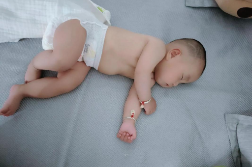 乌鲁木齐1岁宝宝可以吃盐吗